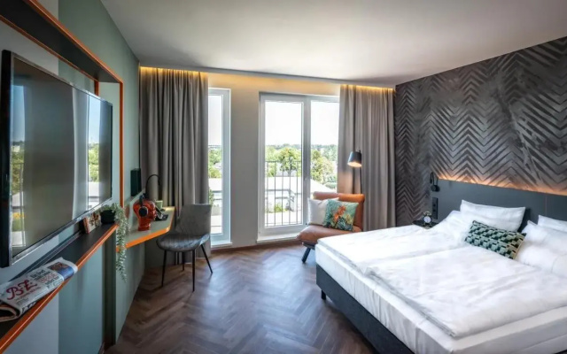 LOGINN Hotel Berlin Airport