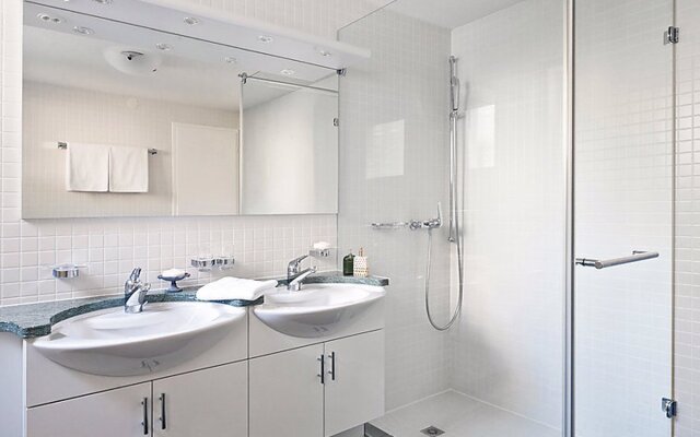 Suite Modern 13932