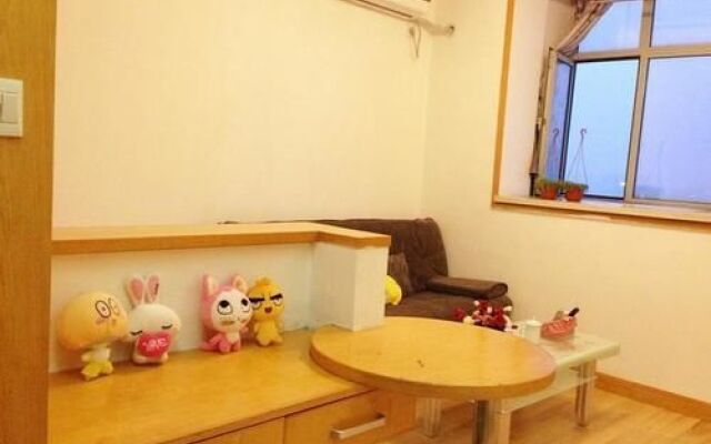 Yuelai Apartment Hotel