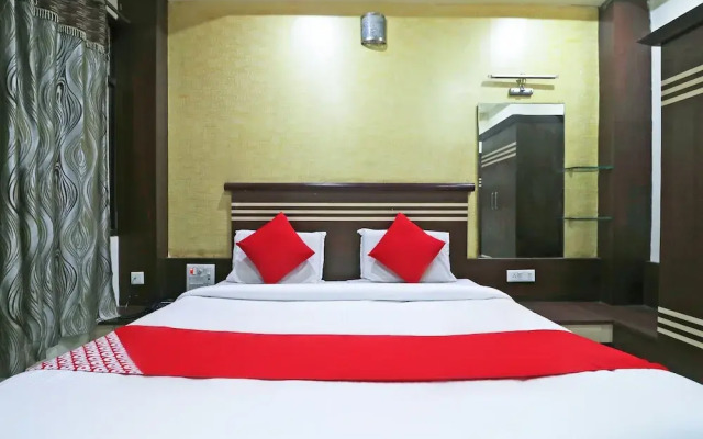 OYO 45599 Hotel Aaditya