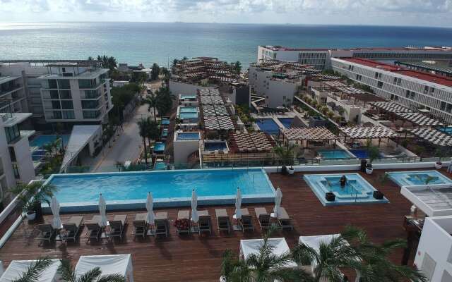 The Reef 28 Hotel & Spa - Luxury Adults Only - All Suites - With Optional All Inclusive