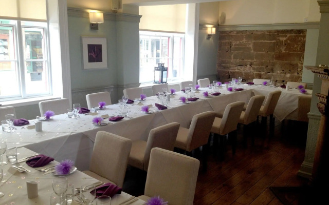 The Warwick Arms Hotel