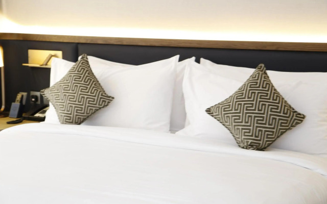 Nozol Royal Inn Hotel