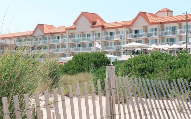 Montreal Beach Resort