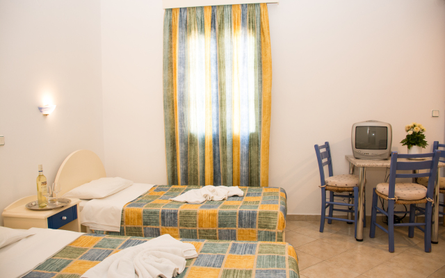 Uncle George Studios by Estia