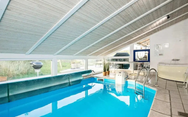 9 Person Holiday Home in Saltum