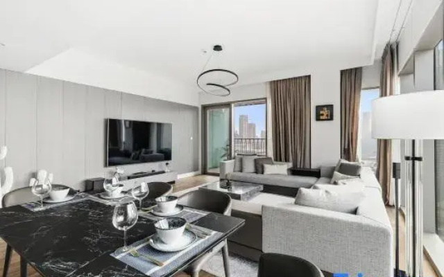 Luxury 2BR Walk-In Closet + Full Burj Khalifa View