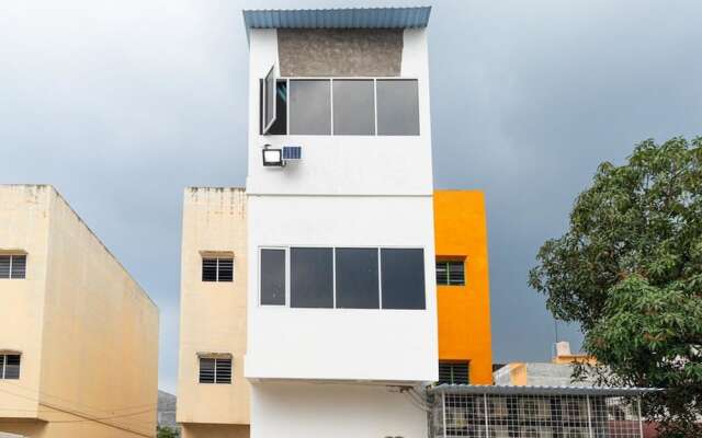 RedDoorz Plus near Ringroad City Walks Medan 2