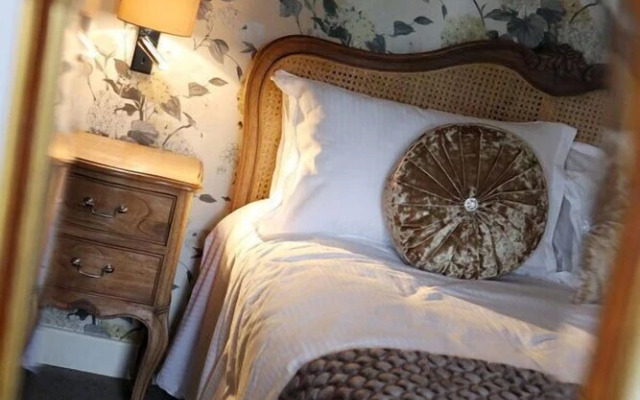 The Heather Glen Country House