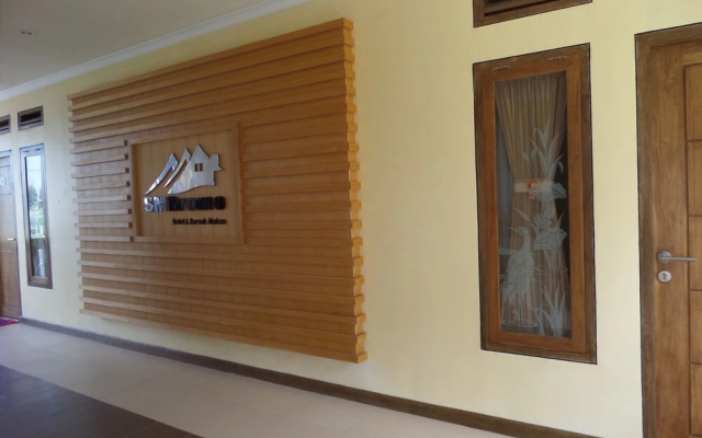 SM Bromo Hotel