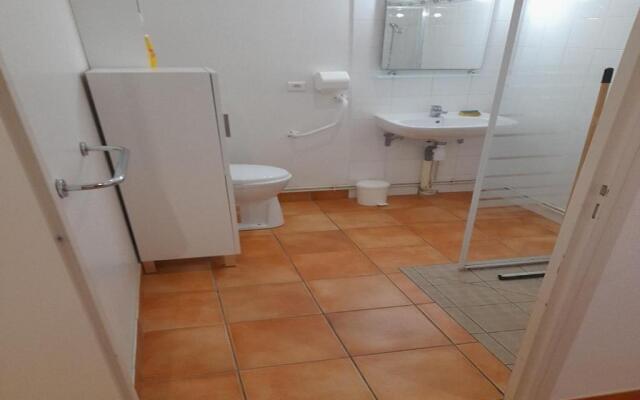 LOGEMENT T2 PMR piscine Privée 400m de la Plage