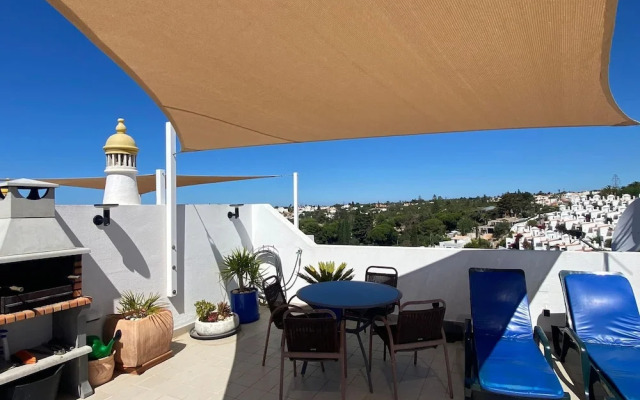 Lily Fabulous 1 BED APT With Roof Terrace Pool