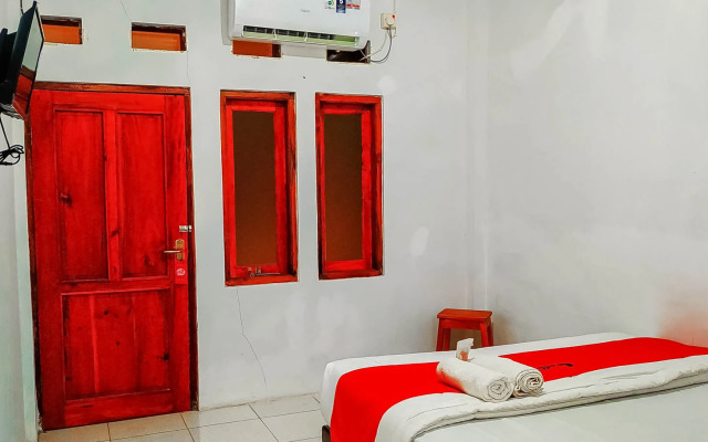 RedDoorz near Alun Alun Majalengka