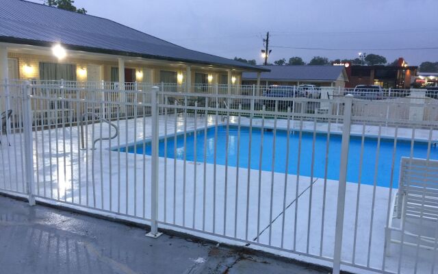 Stay Express Inn & Suites - Demopolis