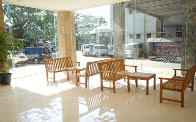 Laut Biru Resort Hotel