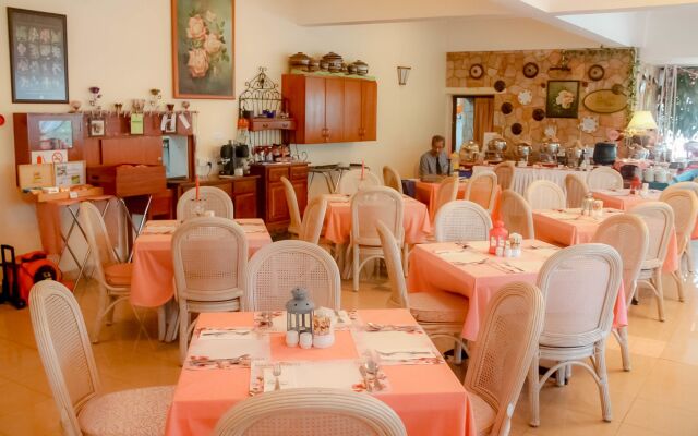 Hotel Casa Dela Rosa