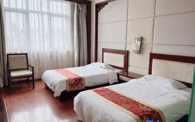 Fubin Spring Hotel