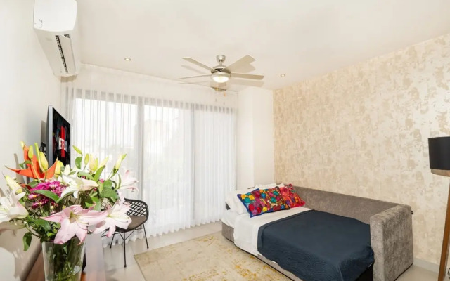 A Amenities Location Sleeps 6