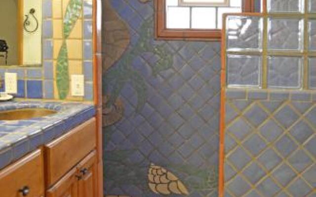 Casa de Paraiso by RedAwning