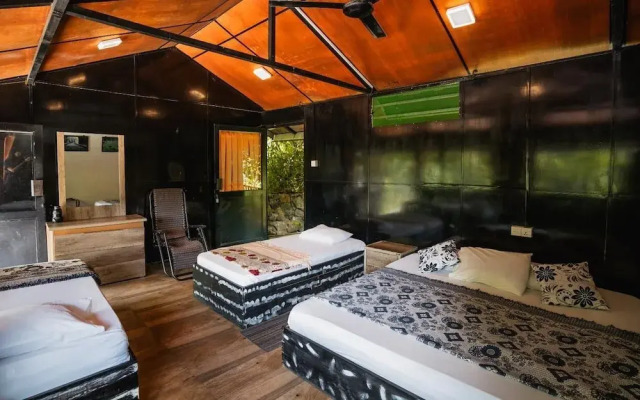 Ella Deck Resort