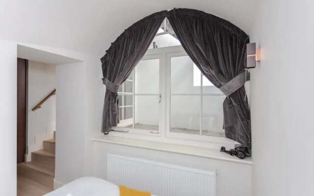 Spacious and Modern Apartment in Pimlico