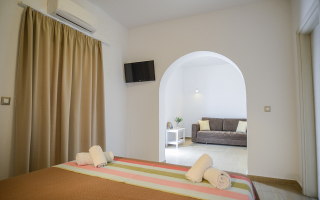 Hotel Omiros