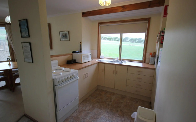 Cape Jervis Accommodation & Caravan Park