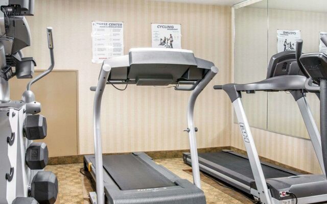 Comfort Inn & Suites Maumee - Toledo (I80-90)