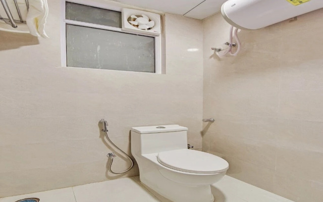 Collection O 40206 Govind Marg