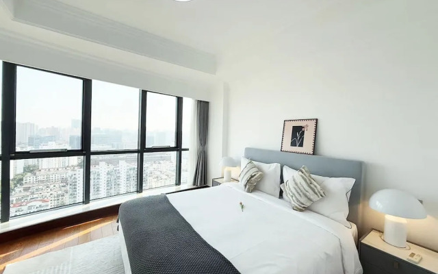 Tyms Shanghai Luxurious 3Bedroom270 View