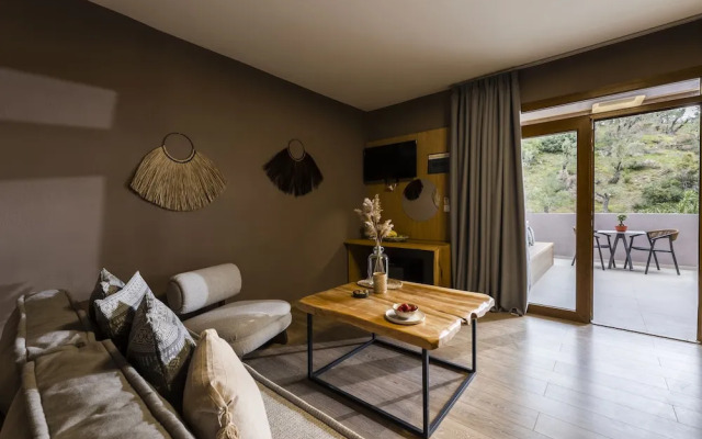 Avaton Suites & Villa Philian Collection
