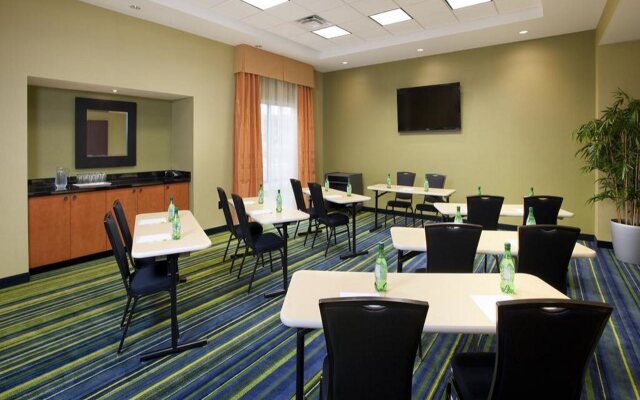 Fairfield Inn & Suites by Marriott Winnipeg