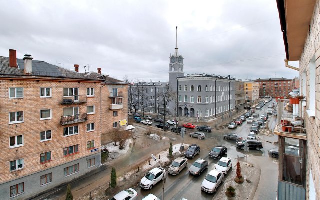 Apartments on Sverdlova street 22