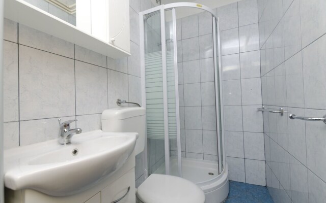 Apartments And Room Mate Mare