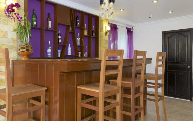 Paris Angkor Boutique