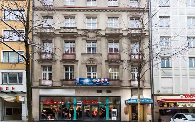 Smart Stay Hotel Station