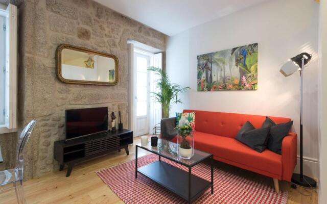 LovelyStay - Vitoria Viewpoint 1BR Flat