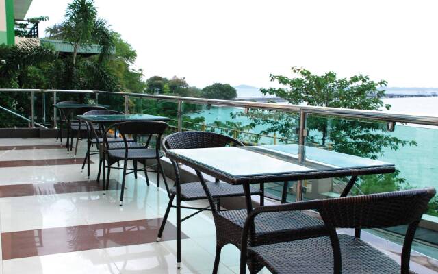 Chateau Vista Serviced apartment