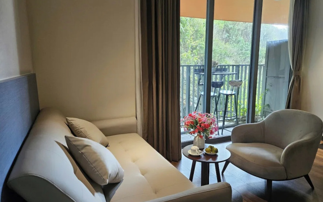 Flamingo Cat Ba Condotel-H2303 – Guest Rooms – Haiphong