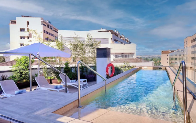 Apartamentos Luna Suites Granada