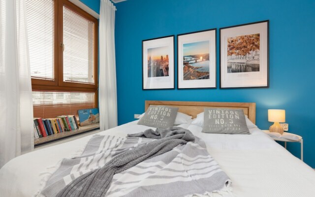 Stylish Apartment Rydygiera by Renters