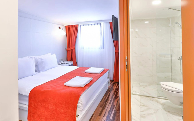 Senatus Hotel - Special Class