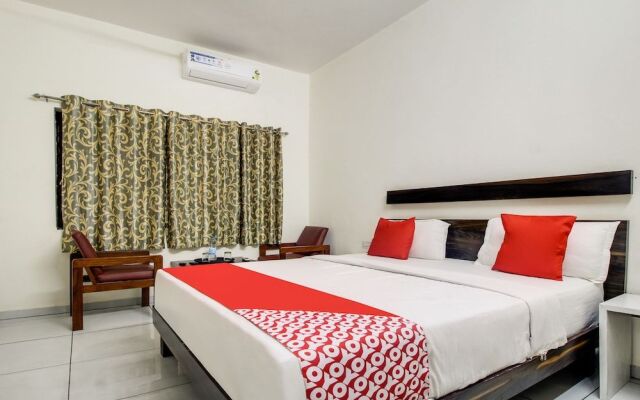 Oyo 30651 Hotel Meridian