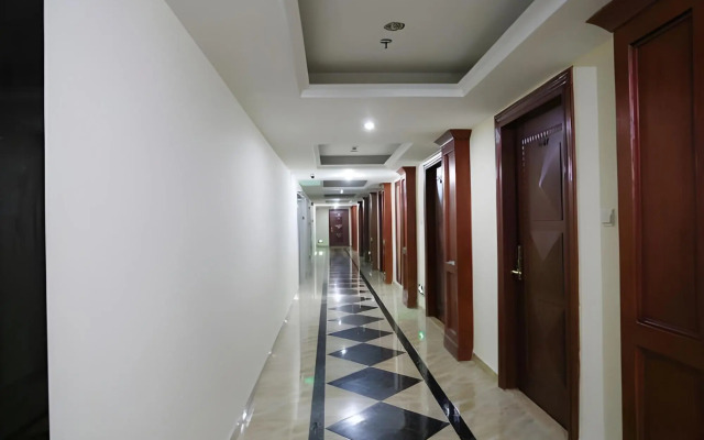 Nomo Service Apartment The Legend