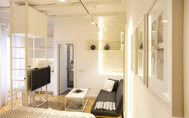 Atomic Apartment 01