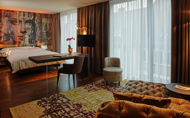 Savoy Hotel