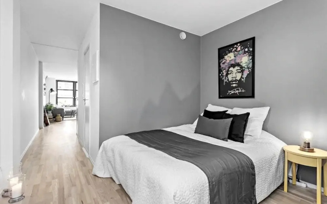 Stayplus Studio W/Balcony- Hip Area