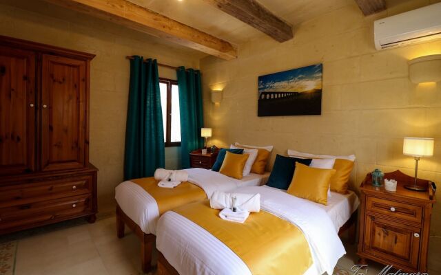 Ta' Matmura Farmhouse B&B
