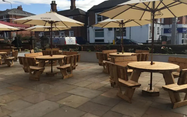The Bawn Lodge Hotel