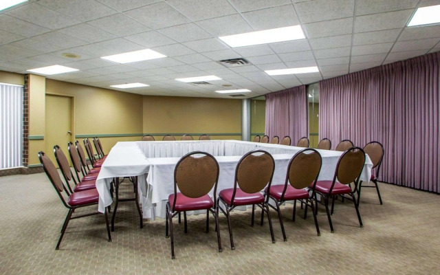 Quality Inn & Suites Orland Park - Chicago